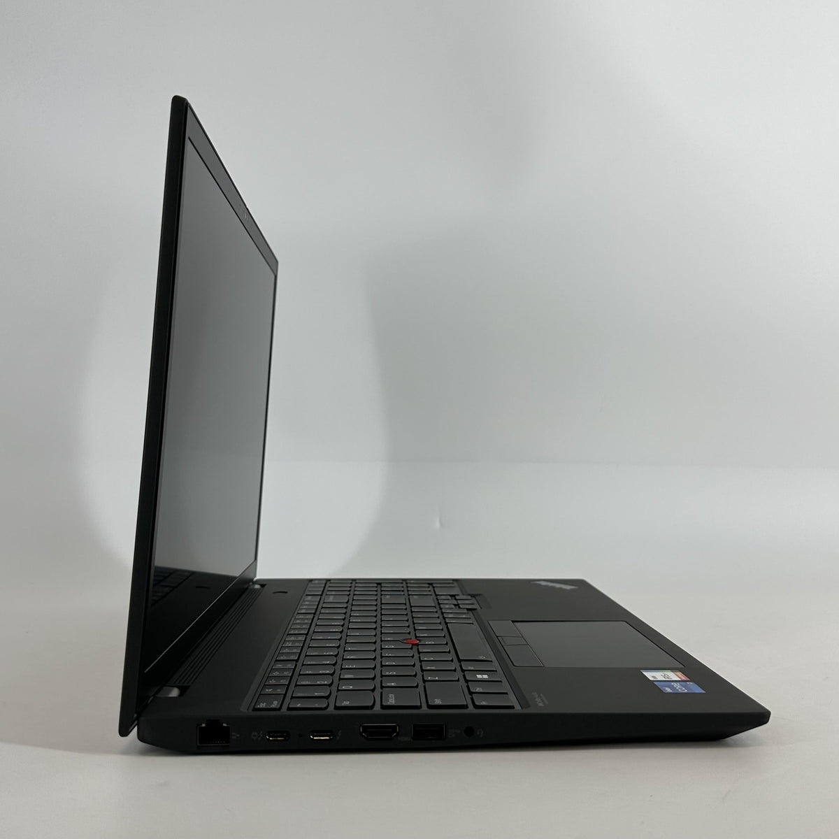 Lenovo ThinkPad T16 Gen 1 Gray 2.1 GHz Intel Core i7 12th Gen. 16GB RAM 512GB Solid State Drive
