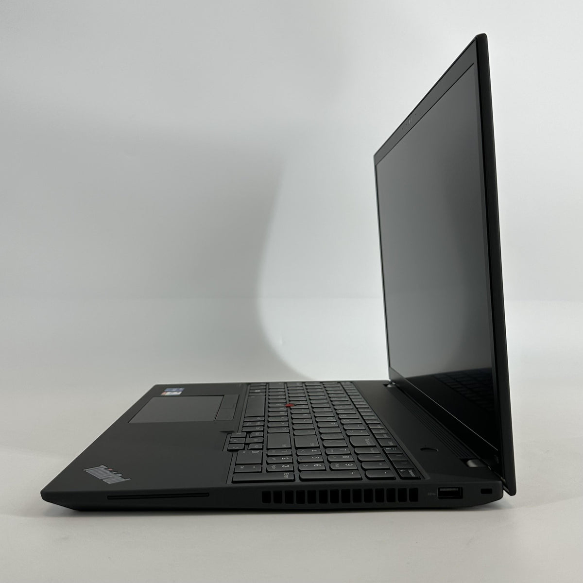 Lenovo ThinkPad T16 Gen 1 Gray 2.1 GHz Intel Core i7 12th Gen. 16GB RAM 512GB Solid State Drive