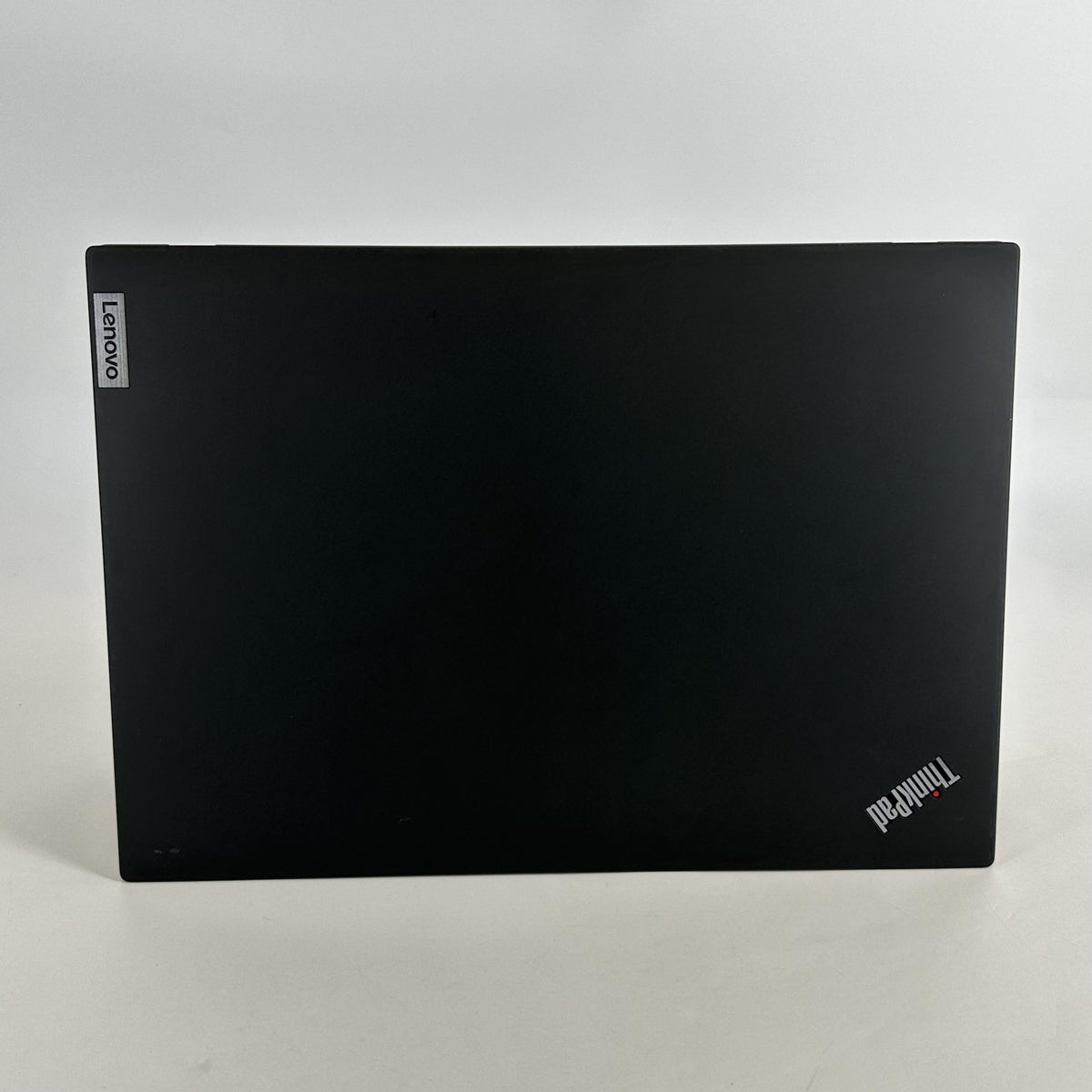 Lenovo ThinkPad T16 Gen 1 Gray 2.1 GHz Intel Core i7 12th Gen. 16GB RAM 512GB Solid State Drive
