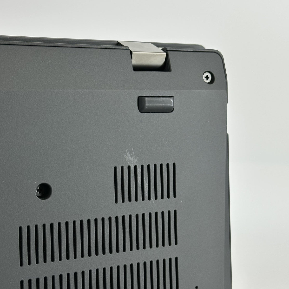 Lenovo ThinkPad T16 Gen 1 Gray 2.1 GHz Intel Core i7 12th Gen. 16GB RAM 512GB Solid State Drive