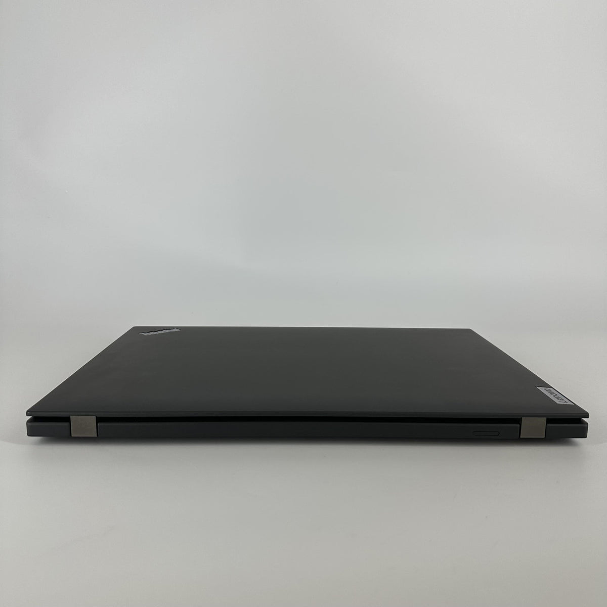 Lenovo ThinkPad T16 Gen 2 Gray 1.8 GHz Intel Core i7 12th Gen. 16GB RAM 512GB Solid State Drive