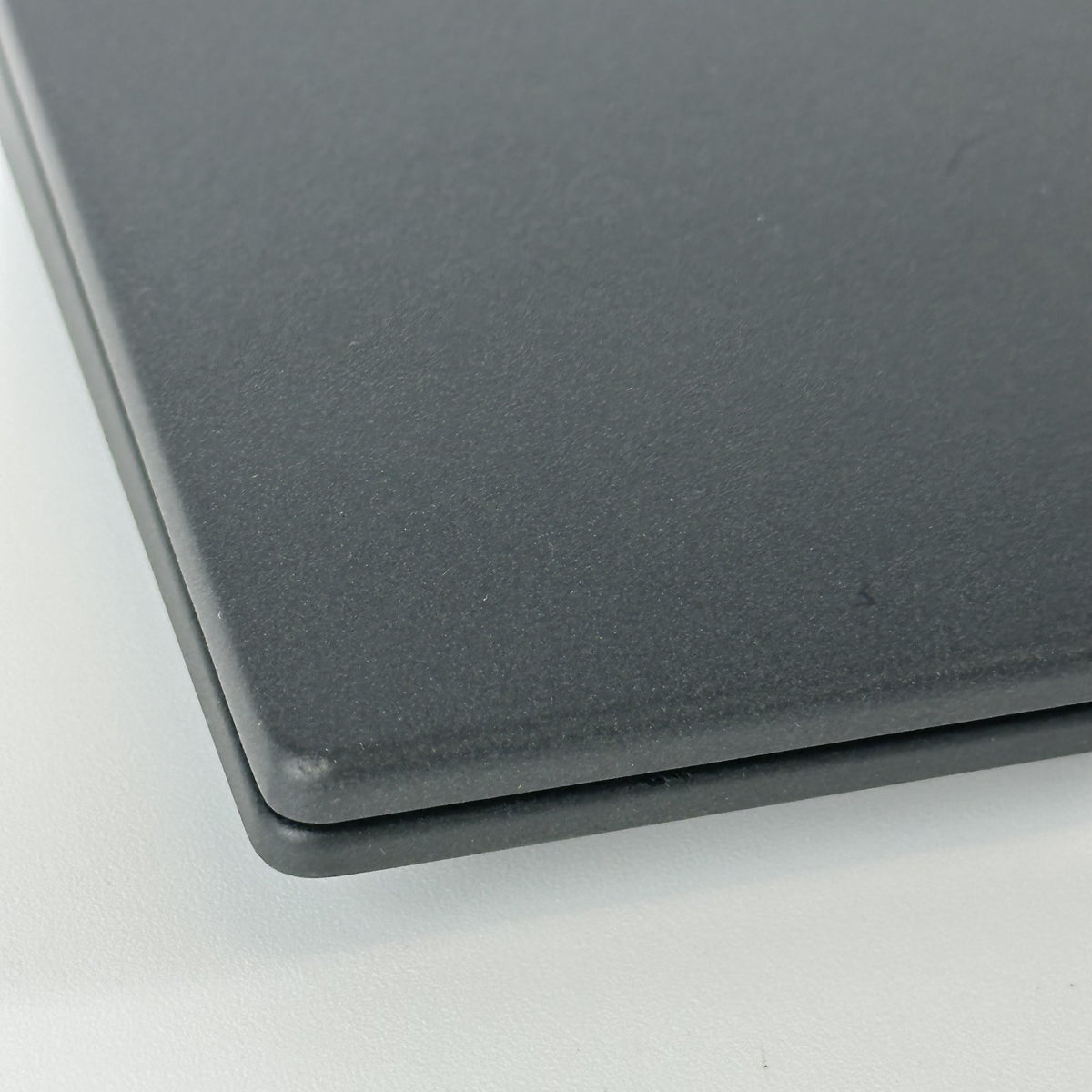 Lenovo ThinkPad T16 Gen 2 Gray 1.8 GHz Intel Core i7 12th Gen. 16GB RAM 512GB Solid State Drive