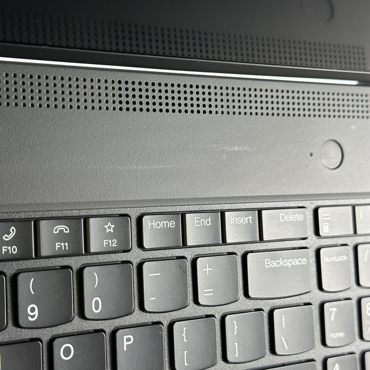 Lenovo ThinkPad T16 Gen 2 Gray 1.8 GHz Intel Core i7 12th Gen. 16GB RAM 512GB Solid State Drive