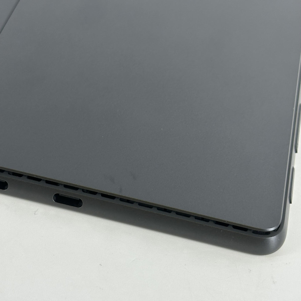 Microsoft Surface Pro 9 13 Graphite WiFi 2.1 GHz Intel Core i7 12th Gen. 16GB RAM 512GB Solid State Drive