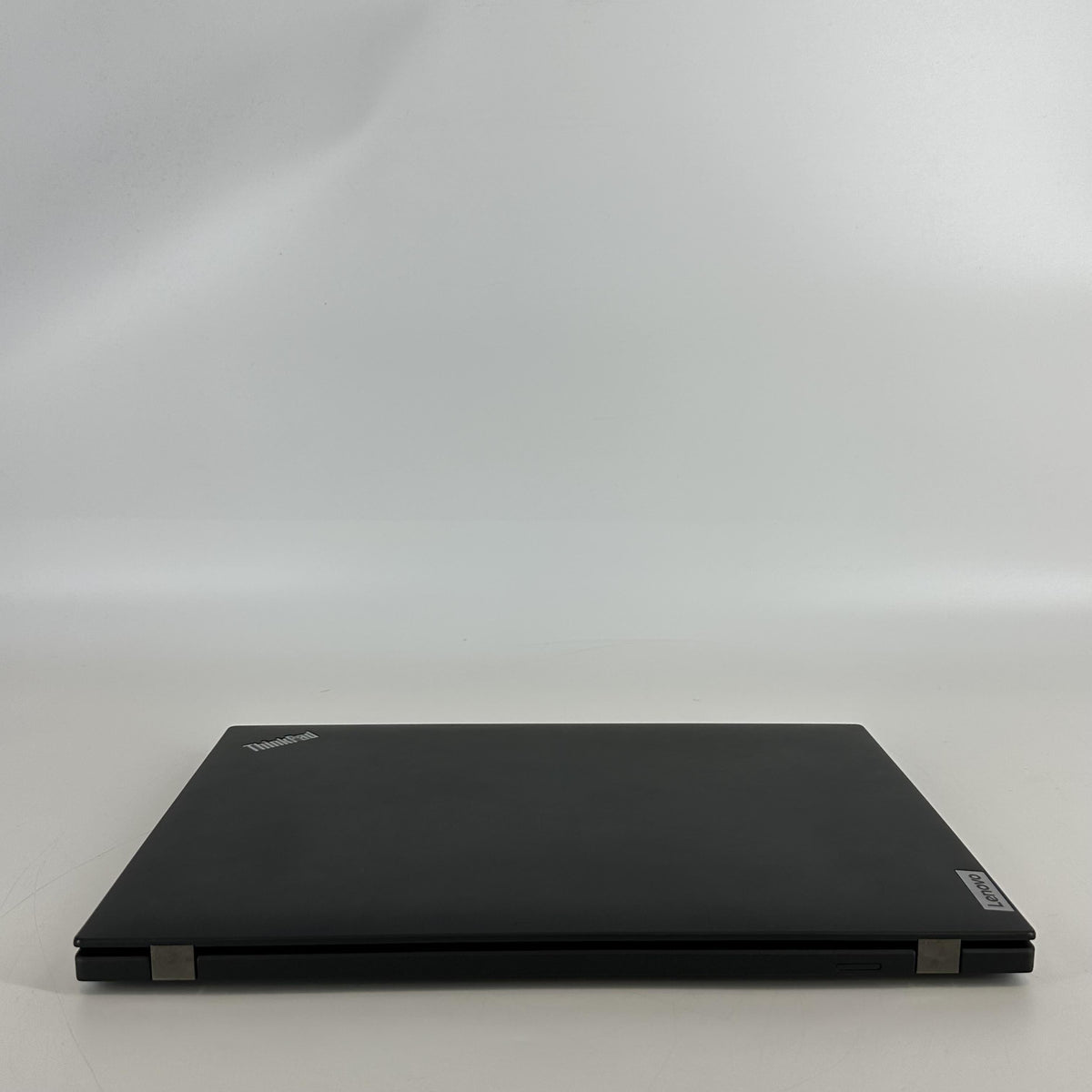 Lenovo ThinkPad T16 Gen 2 Black 3.3 GHz AMD Ryzen 7 Pro 7840U 32GB RAM 1TB Solid State Drive