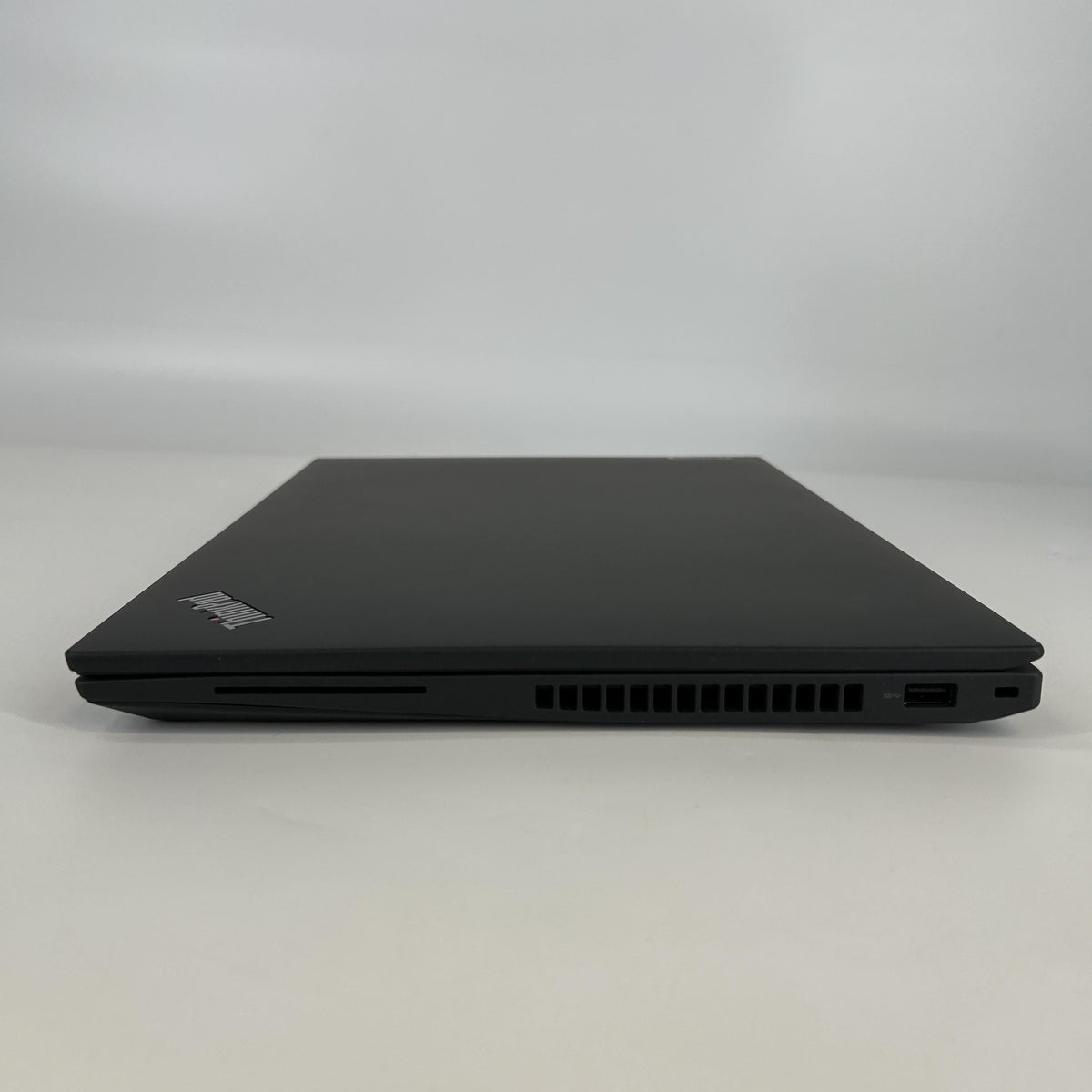 Lenovo ThinkPad T16 Gen 2 Black 1.6 GHz Intel Core i5 13th Gen. 16GB RAM 256GB Solid State Drive
