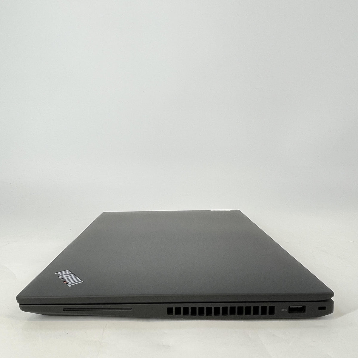 Lenovo ThinkPad T16 Gen 1 Black 2.1 GHz Intel Core i7 12th Gen. 16GB RAM 512GB Solid State Drive