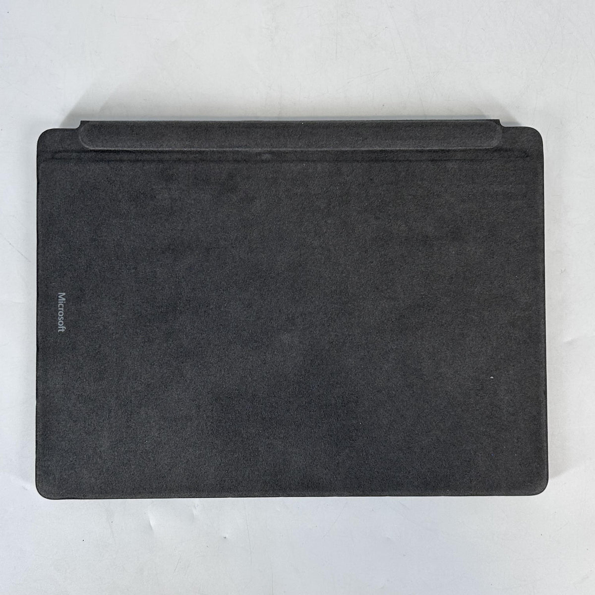 Microsoft Surface Pro 9 13 Graphite WiFi 2.5 GHz Intel Core i5 12th Gen. 8GB RAM 256GB Solid State Drive