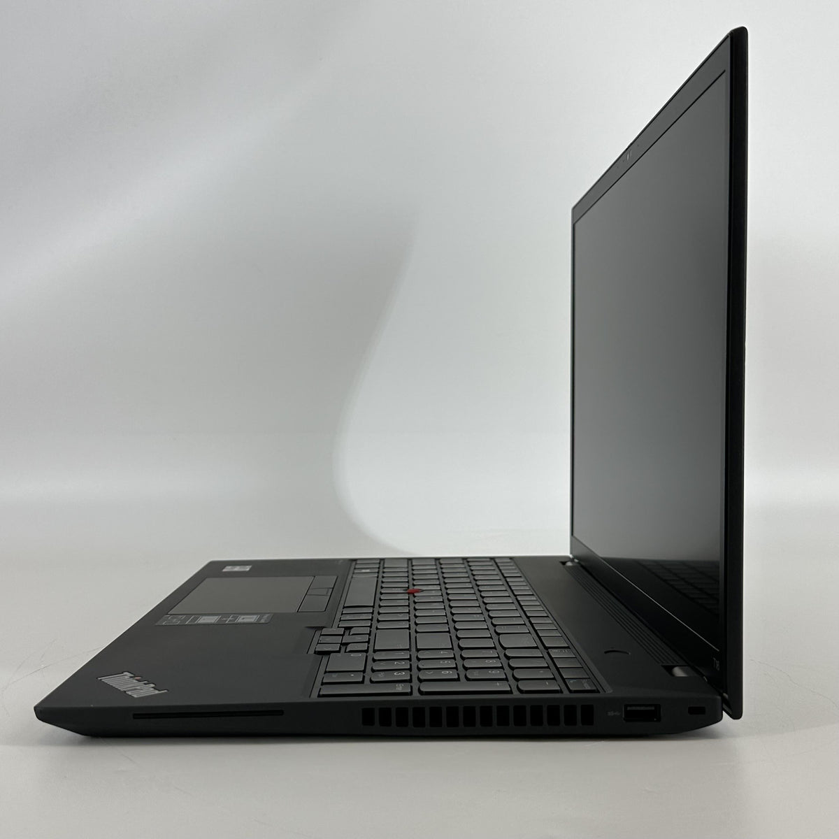 Lenovo ThinkPad T16 Gen 1 Black 2.9 GHz AMD Ryzen 5 Pro 6650U 16GB RAM 512GB Solid State Drive